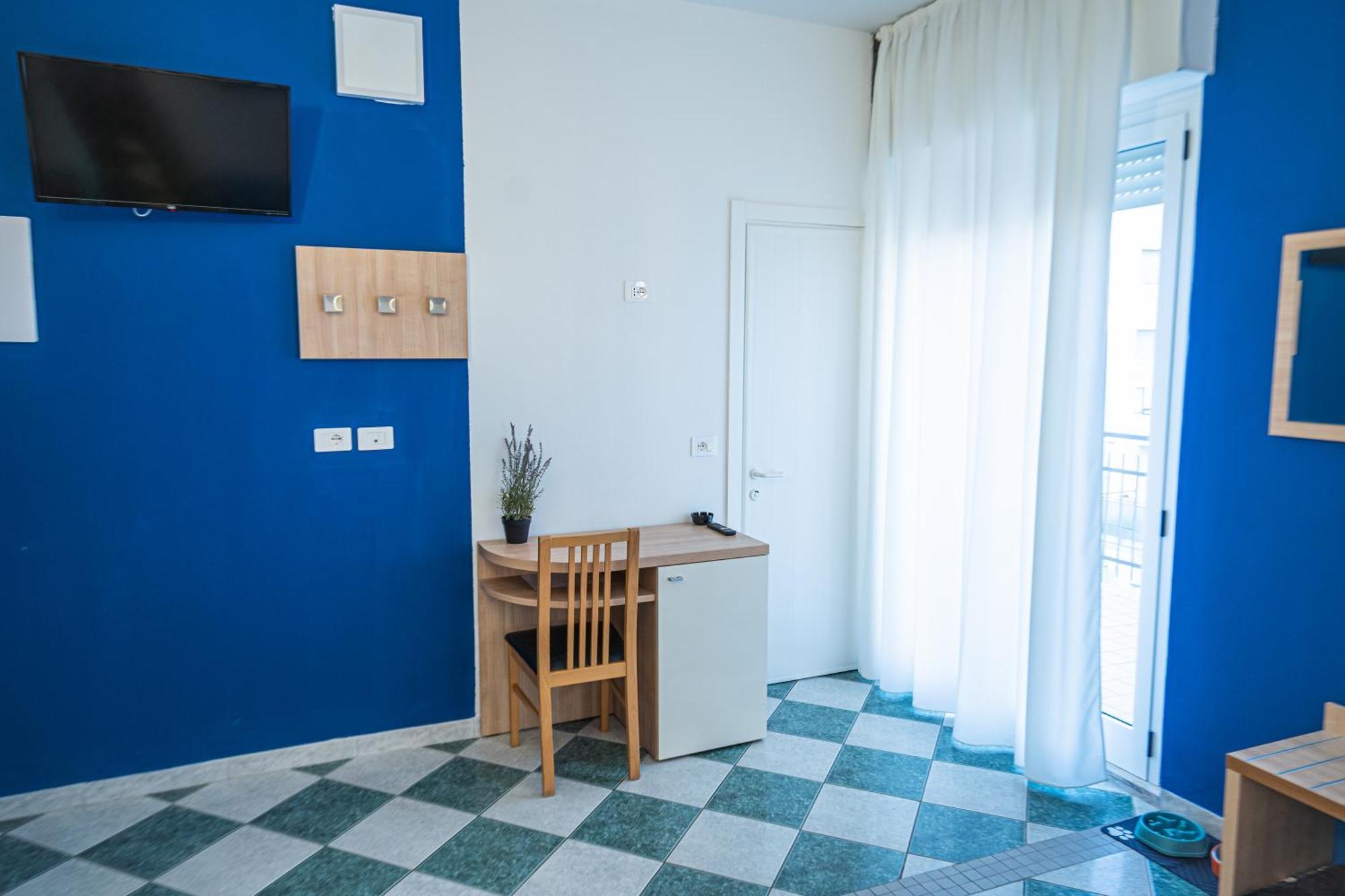 Hotel Aldebaran Римини Экстерьер фото
